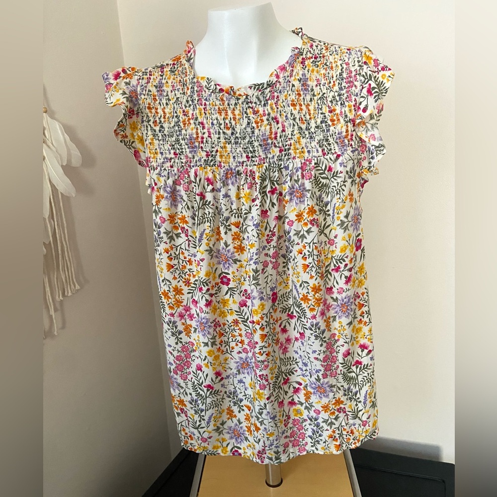 Old Navy Floral Smocked Women's Top Medium